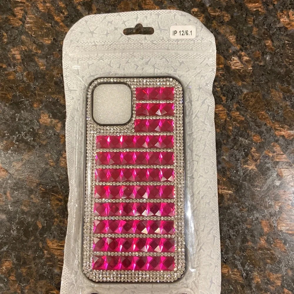 iPhone 12/ 6.1 case - Picture 1 of 3